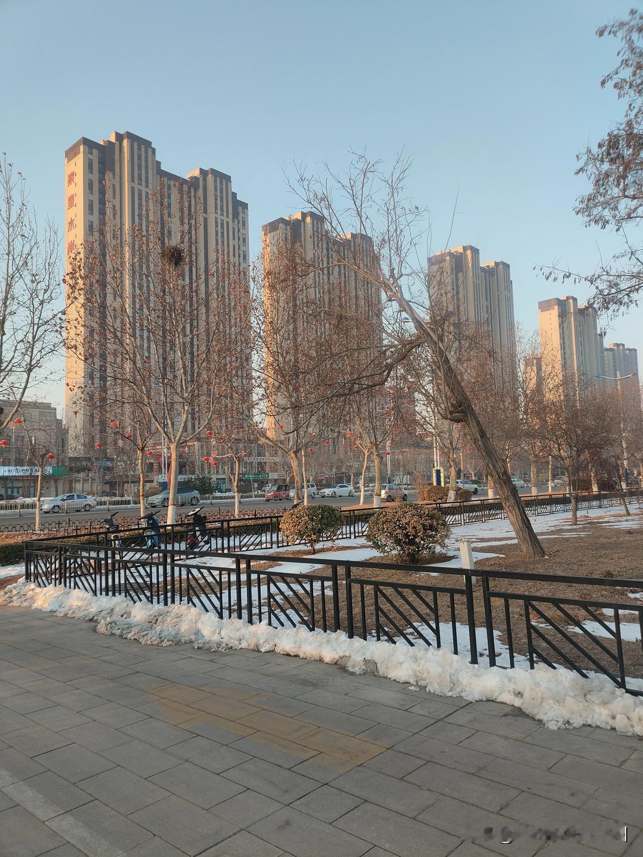 小区的业委会真的为业主吗？开始那些带头积极踊跃参选的，无不是为了自己的目的而参选