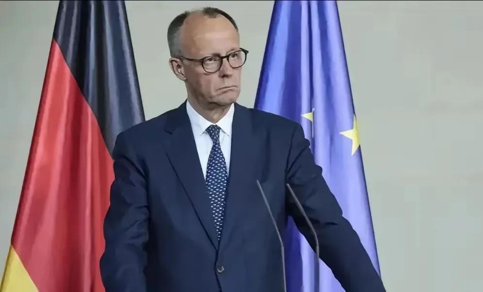 德国总理默茨12月2日公开表示，欧洲的立场非常明确，就是不给乌克兰强加任何形式的