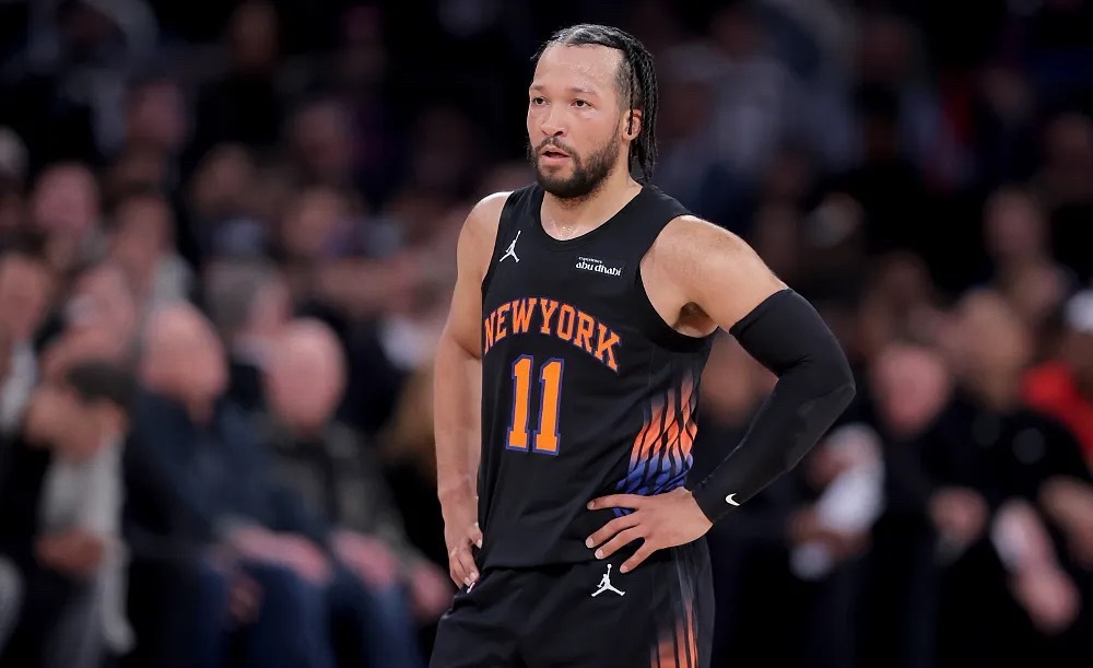 NBA季后赛东部决赛G2，尼克斯主场109-93战胜骑士，大比分2-0领先。布伦