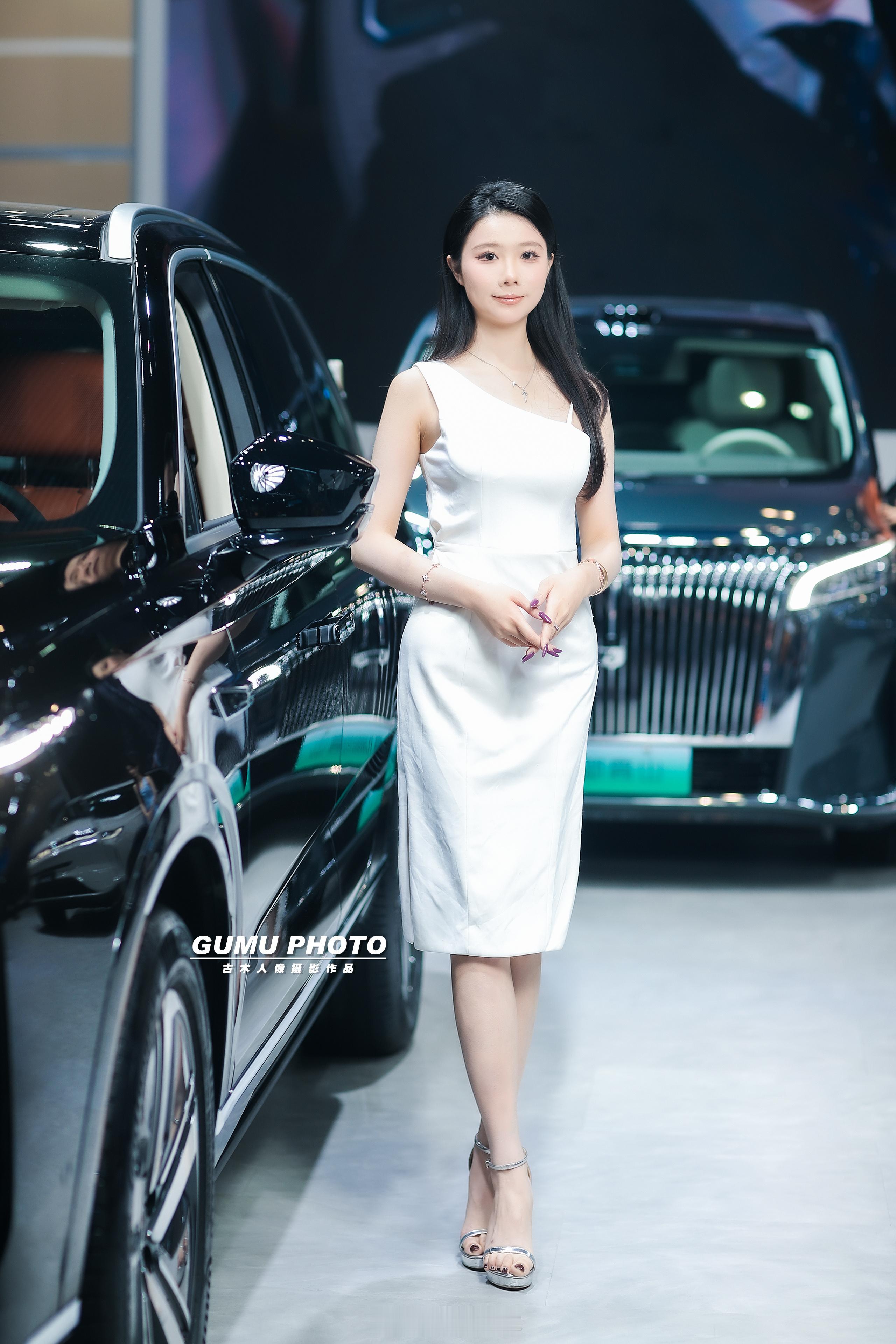 2025重庆汽车消费节长城汽车展台模特小姐姐。2025重庆汽车消费节  