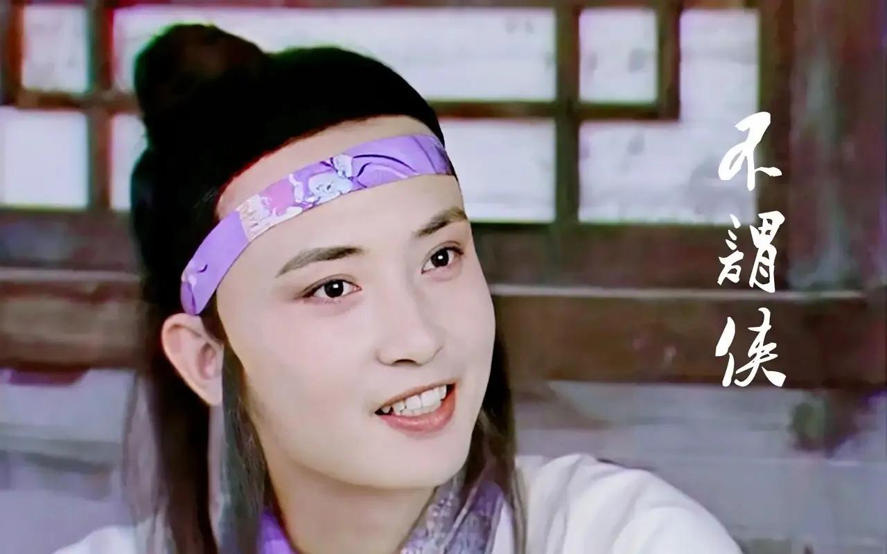 当年，87 版《红楼梦》选角时，侯长荣前往试镜。导演王扶林看到后，惊呼：“这就是