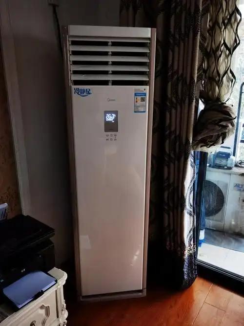 空调为什么越用噪音越大 新买的空调安安静静，用两年就跟拖拉机似的，八成是你家的空