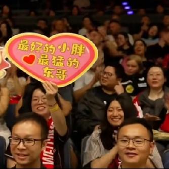 这夜没有白熬！
樊振东逆转绝杀太稳！！
樊振东德甲首秀3-1翻盘欧洲新星，硬核实