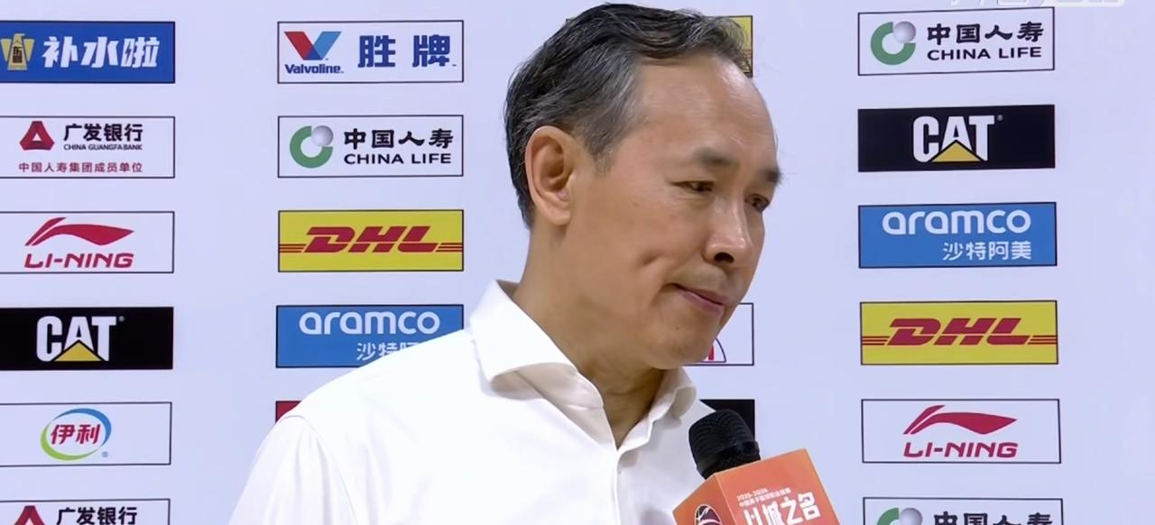 京粤大战，好看！
3月27日晚这场CBA常规赛，北京客场96：93险胜广东，简直