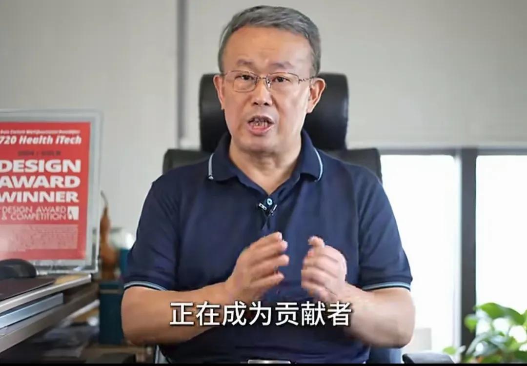 项立刚谈求学时的论文。8月5日，有网友咨询项立刚先生：项老哥人大文艺学毕业的，我