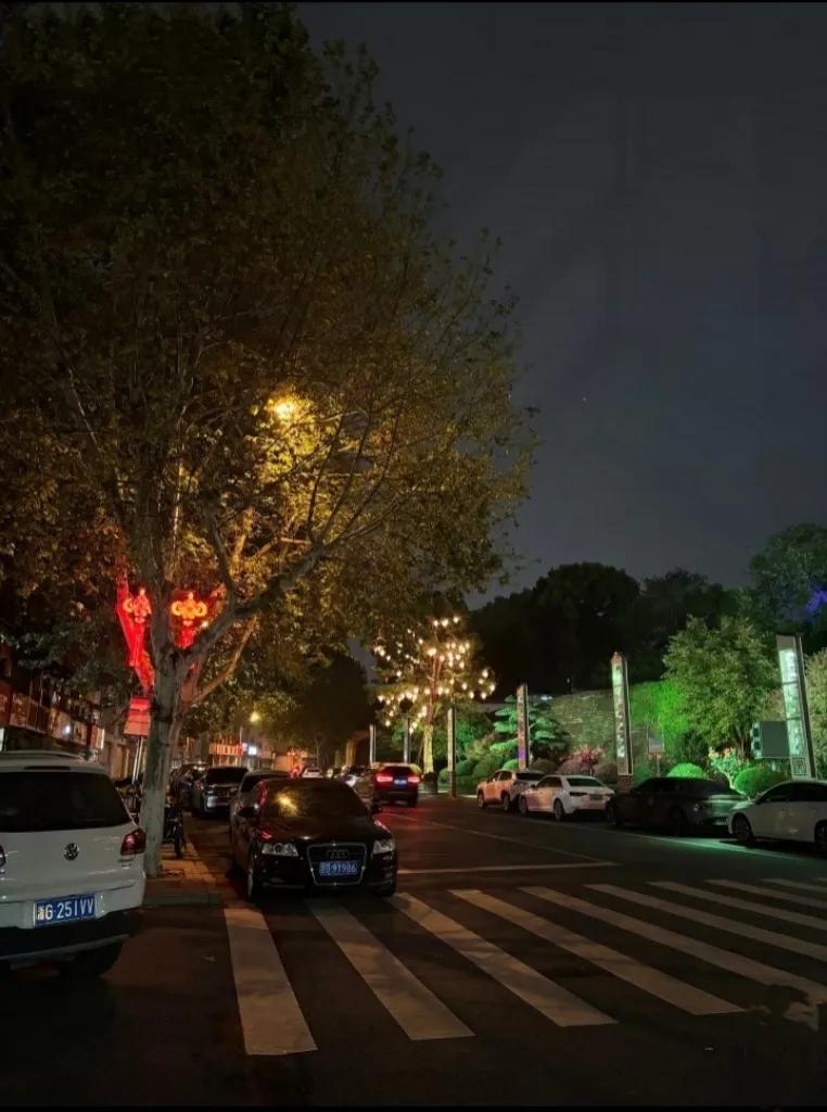 提前通知一下，
大家好有个心理准备，
明天7月31日就正式进入中伏第七天了，而且