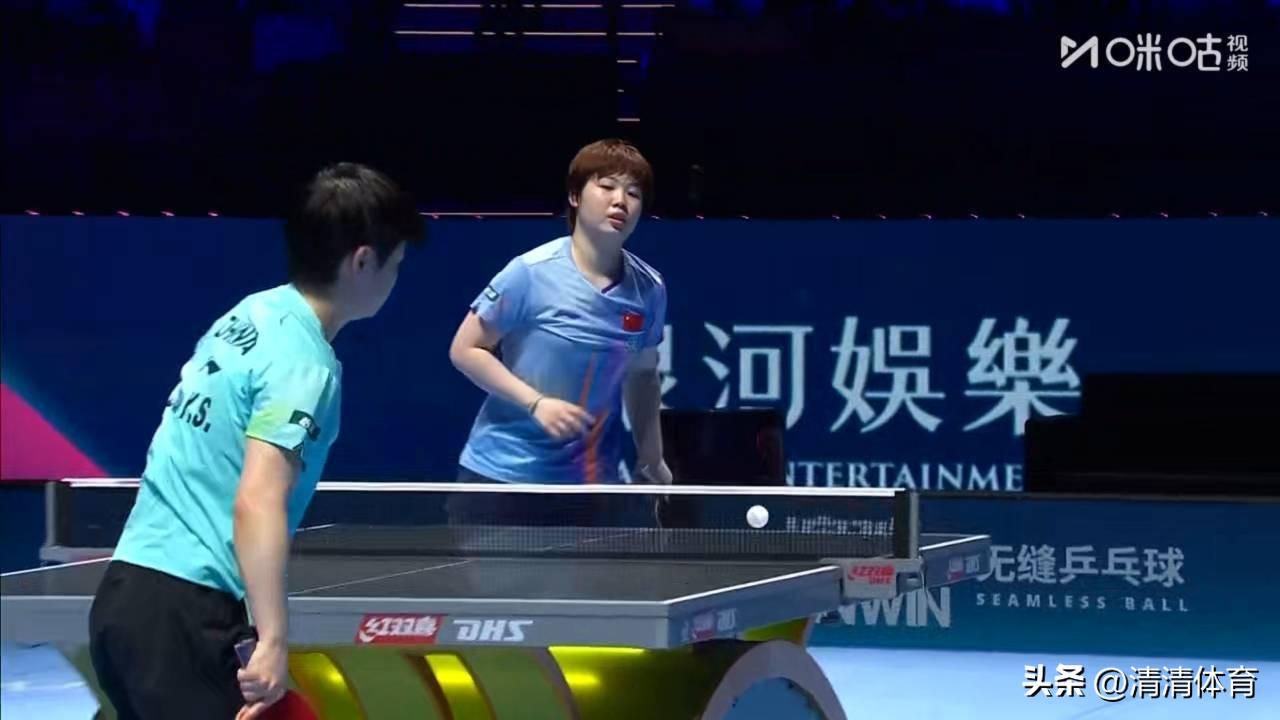 感觉蒯曼这暂停，简直是帮孙颖莎叫的！
一开始蒯曼连续得分，打出7-2领先，莎莎连