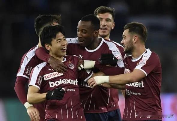 王者归来！塞尔维特时隔25年再夺瑞士杯冠军
在刚刚结束的瑞士杯决赛中，塞尔维特通