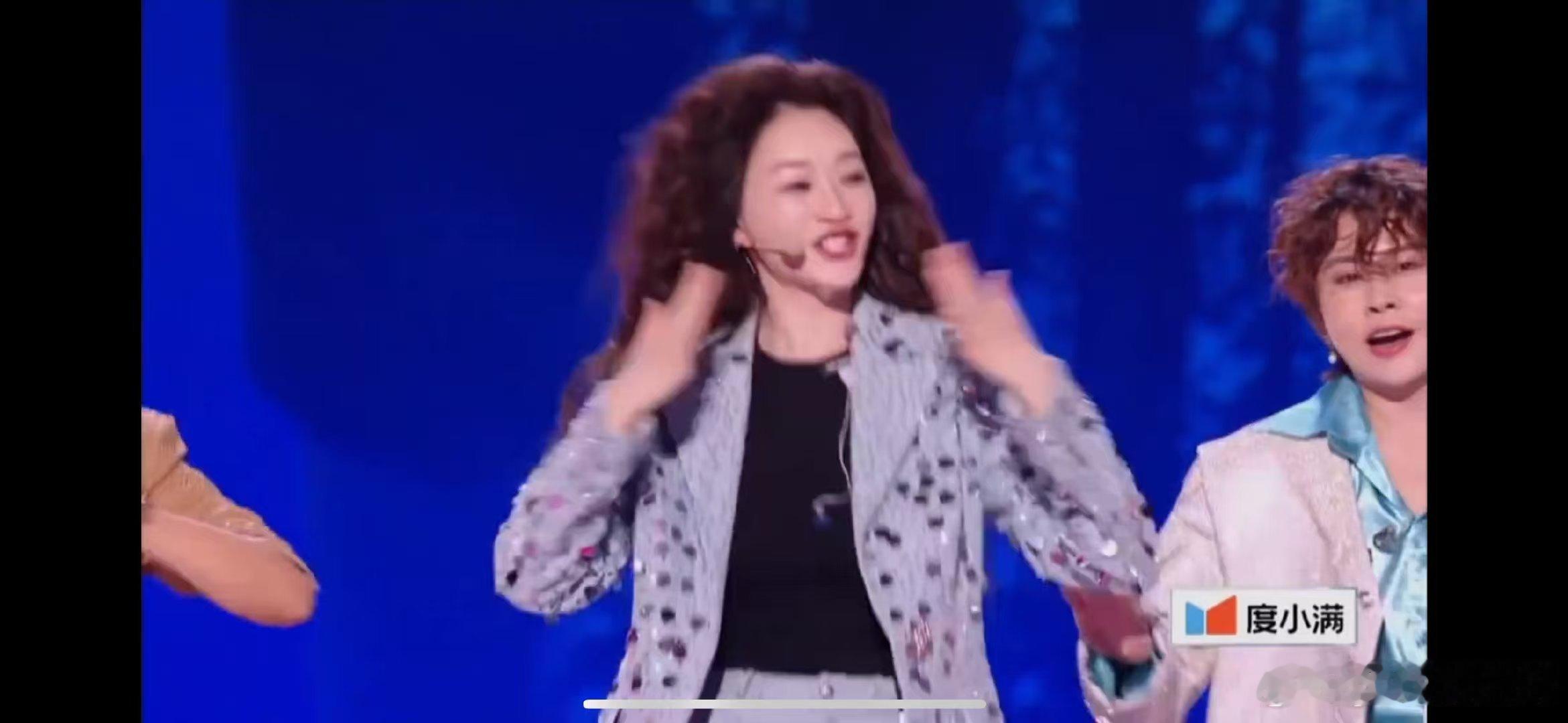 王濛李小冉你俩咋又耍上杂技了乘风2026谁能料到《普通Disco》舞台暗藏花式绝