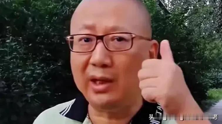 老汪就是唯恐天下不乱呢，把别人说的一无是处，唯有自己正确，哈哈哈！
你说人家老二
