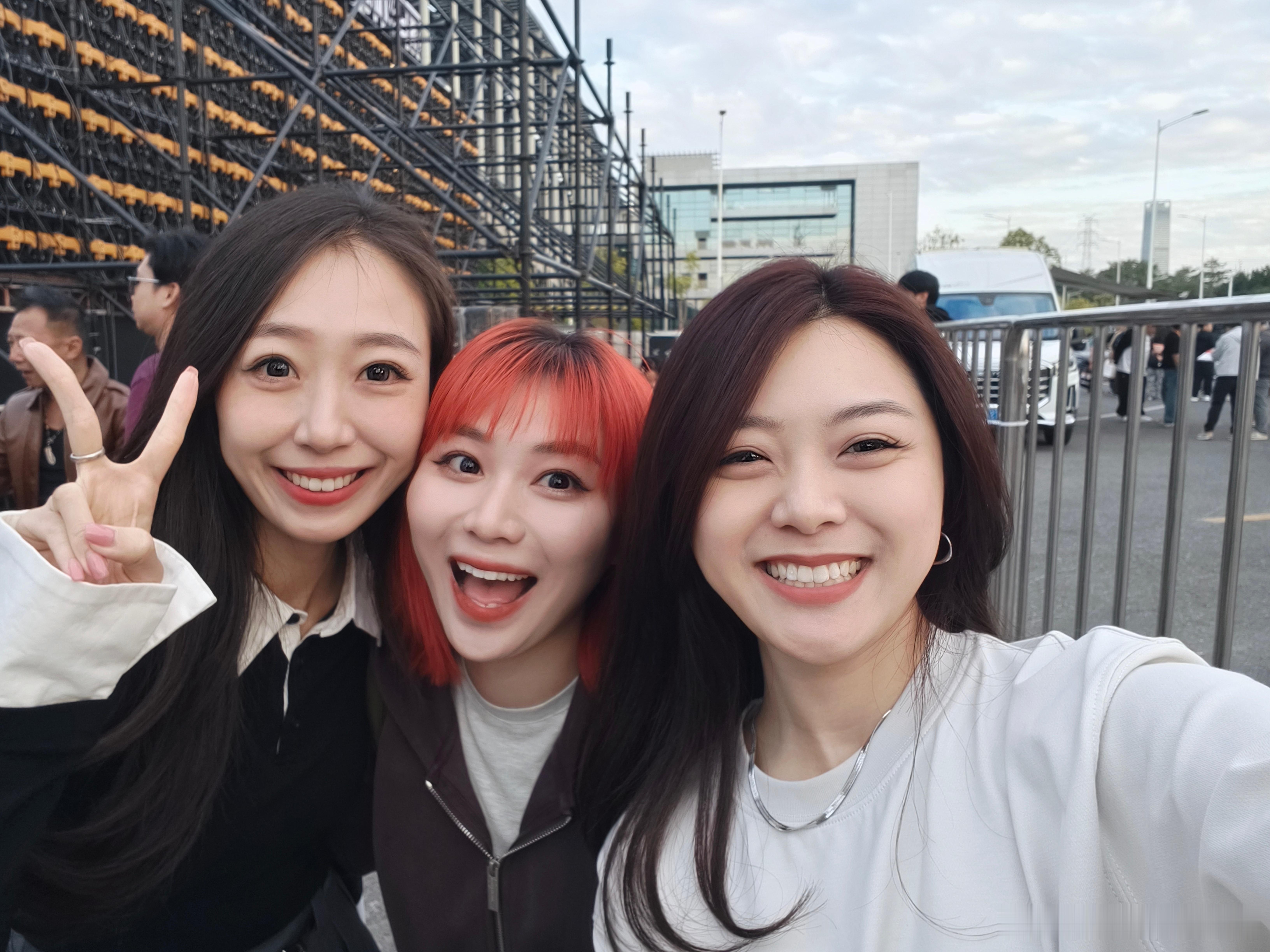 广东靓女们！！！ 