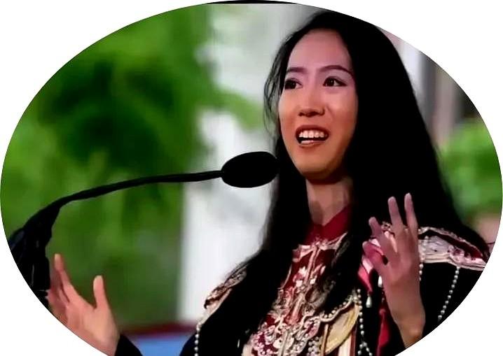 我为哈佛女孩蒋雨融点赞！

一个中国女孩能够站在世界名校——哈佛毕业典礼上面对台