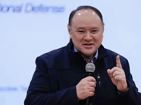 特奥多罗服软了？6月28日，菲防长特奥多罗发布书面声明，称菲律宾仍为与中方的对话