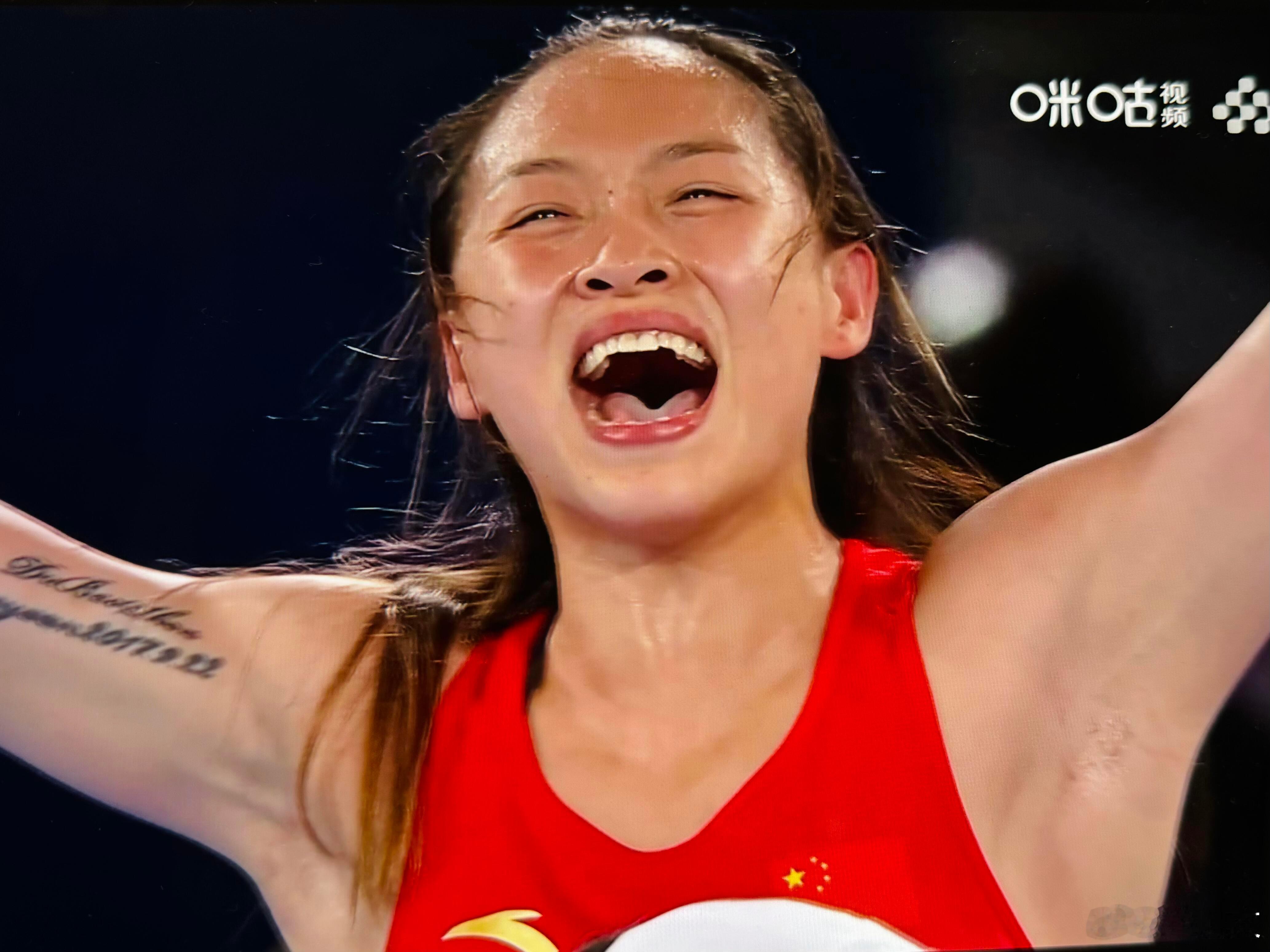 中国🇨🇳拳击🥊奥运史上首金（常园）热辣滚烫🔥常园夺女子54公斤级金牌拳击