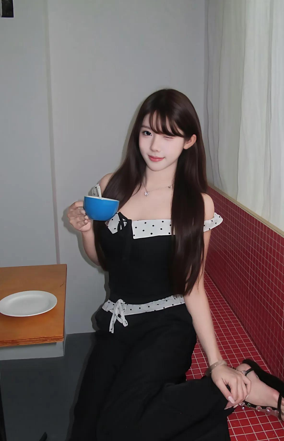 这个怎么说呢？功夫足球已经是过去式的经典版，出来炒冷饭也没意义。
成功不成功已经