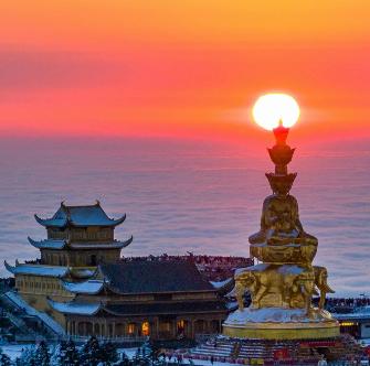 峨眉山全山寺院永久免费开放+真是让人感到惊喜[惊喜]！这不仅是佛教文化的传承，也