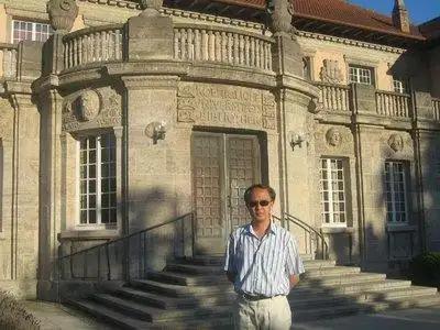 [微风]中美“差距”究竟在哪？邱震海语出惊人：“中国辛辛苦苦在14亿人中培养人才