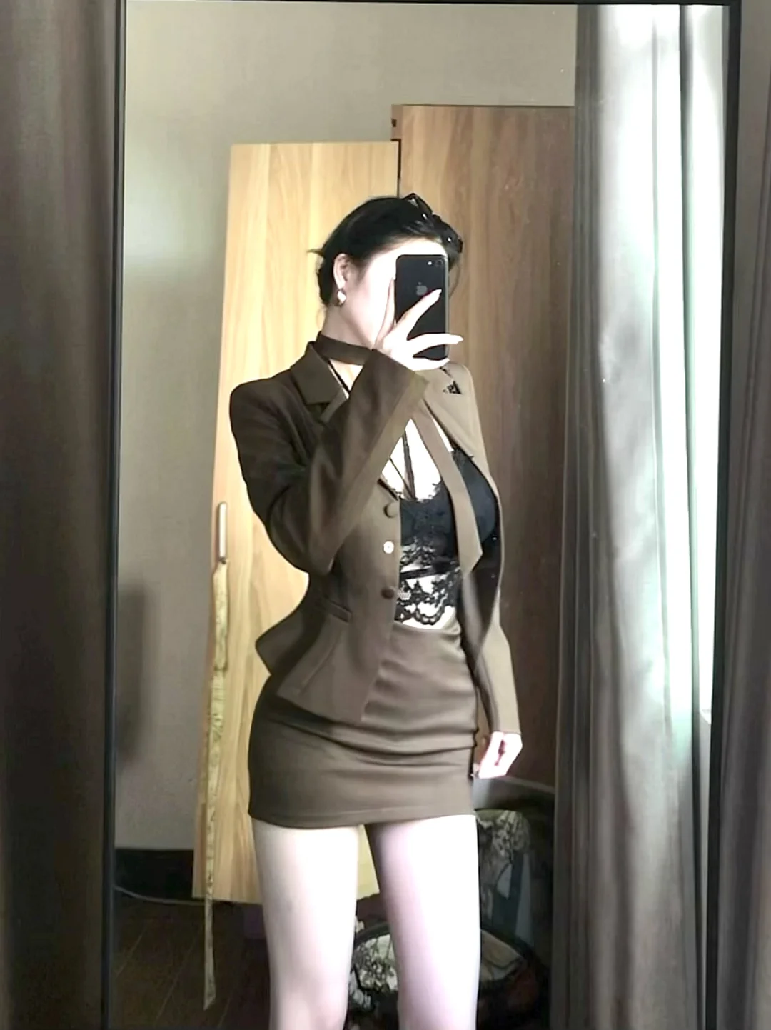 质感还得是咖棕色系小西装！