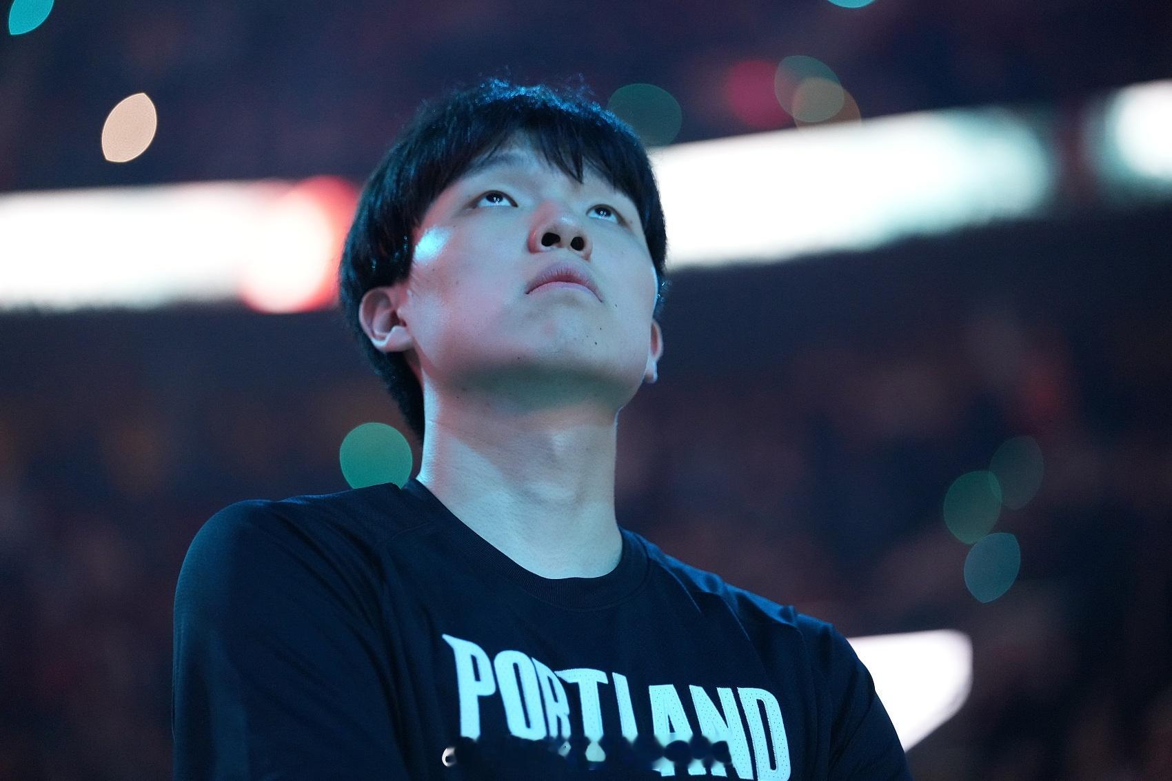 我认为瀚森说的很有道理：“打球要做的第一件事就是自信，要是不自信的话，上场就会畏