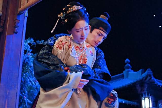 花开锦绣：赵凌杀岳父，背后藏着一桩人伦惨案