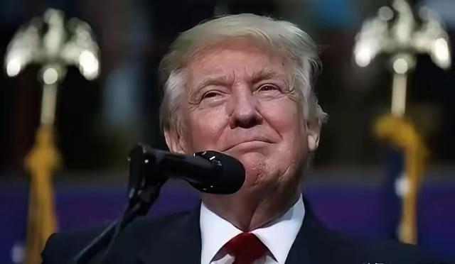 太可怕了！俄罗斯经济学家表示：因为39万亿美元还不起，特朗普很有可能已经有了弄死