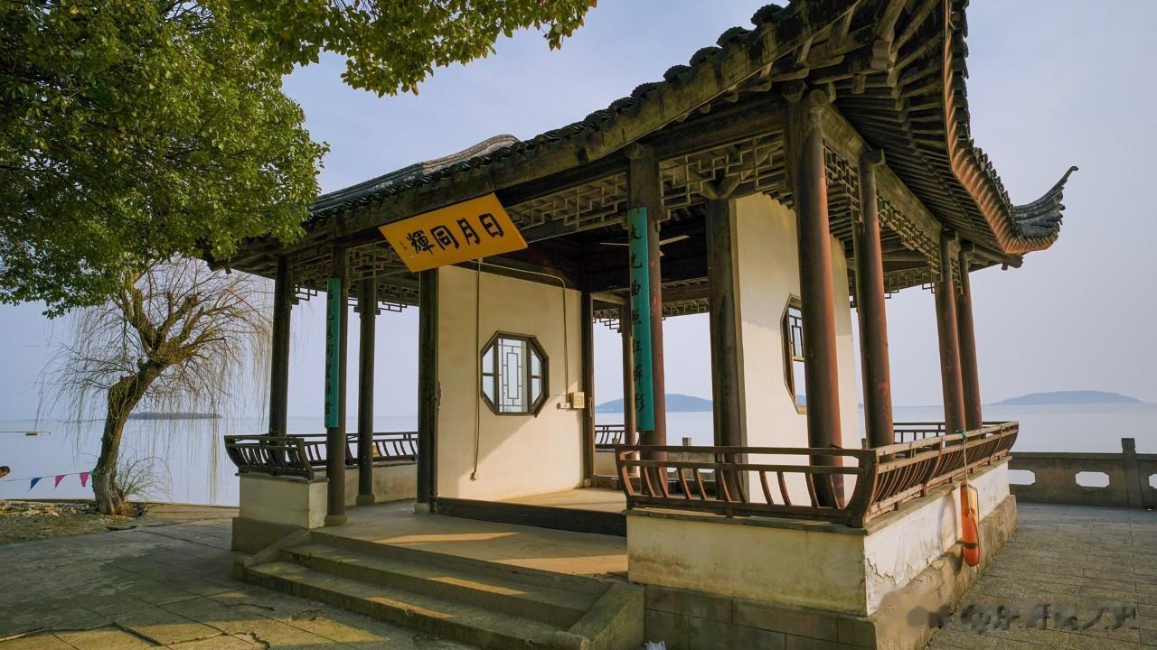 【太湖西山岛，有什么好玩的地方？】
西山风景区，太湖第一大岛洞庭西山还有周边20