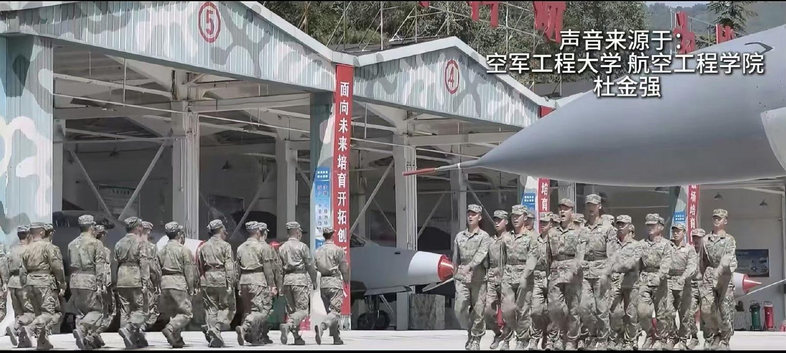 #航空新视野[超话]# 前一段时间，看到空军工程大学航空工程学院一架神秘的侧卫战
