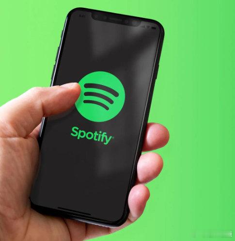 【Spotify 全球营销与政策负责人萨姆 · 杜博夫: AI在参与歌曲创作方面