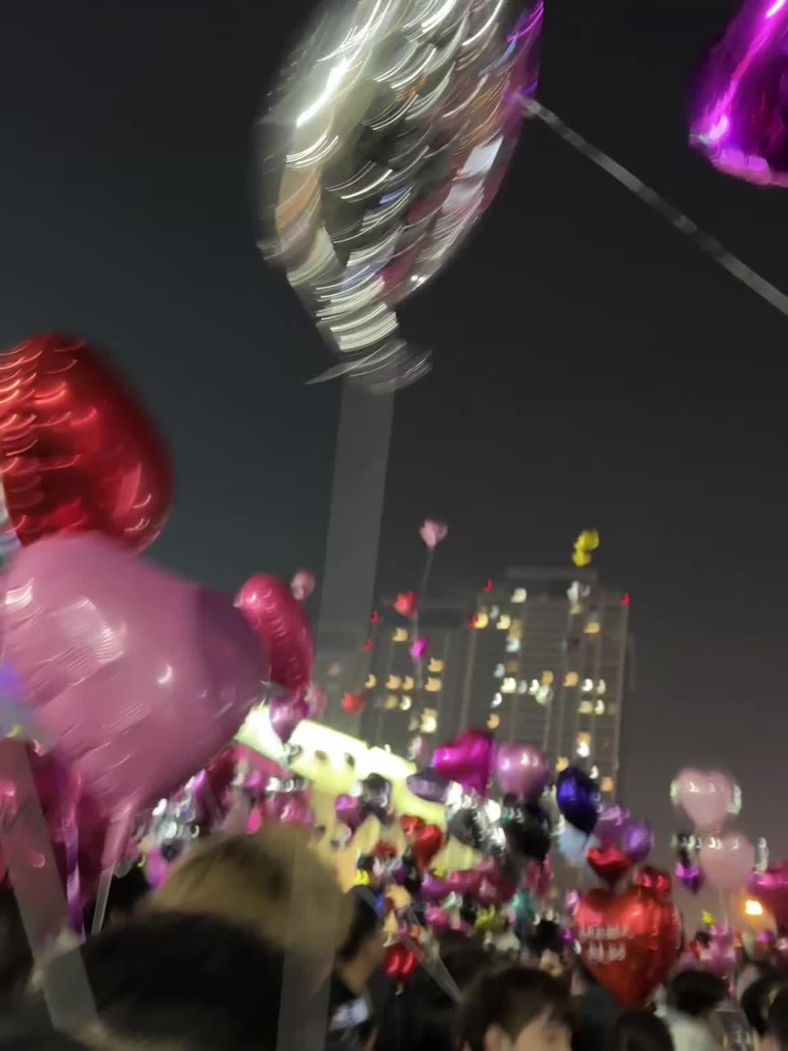 我总是擅长说没事 即使眼泪落到眼角