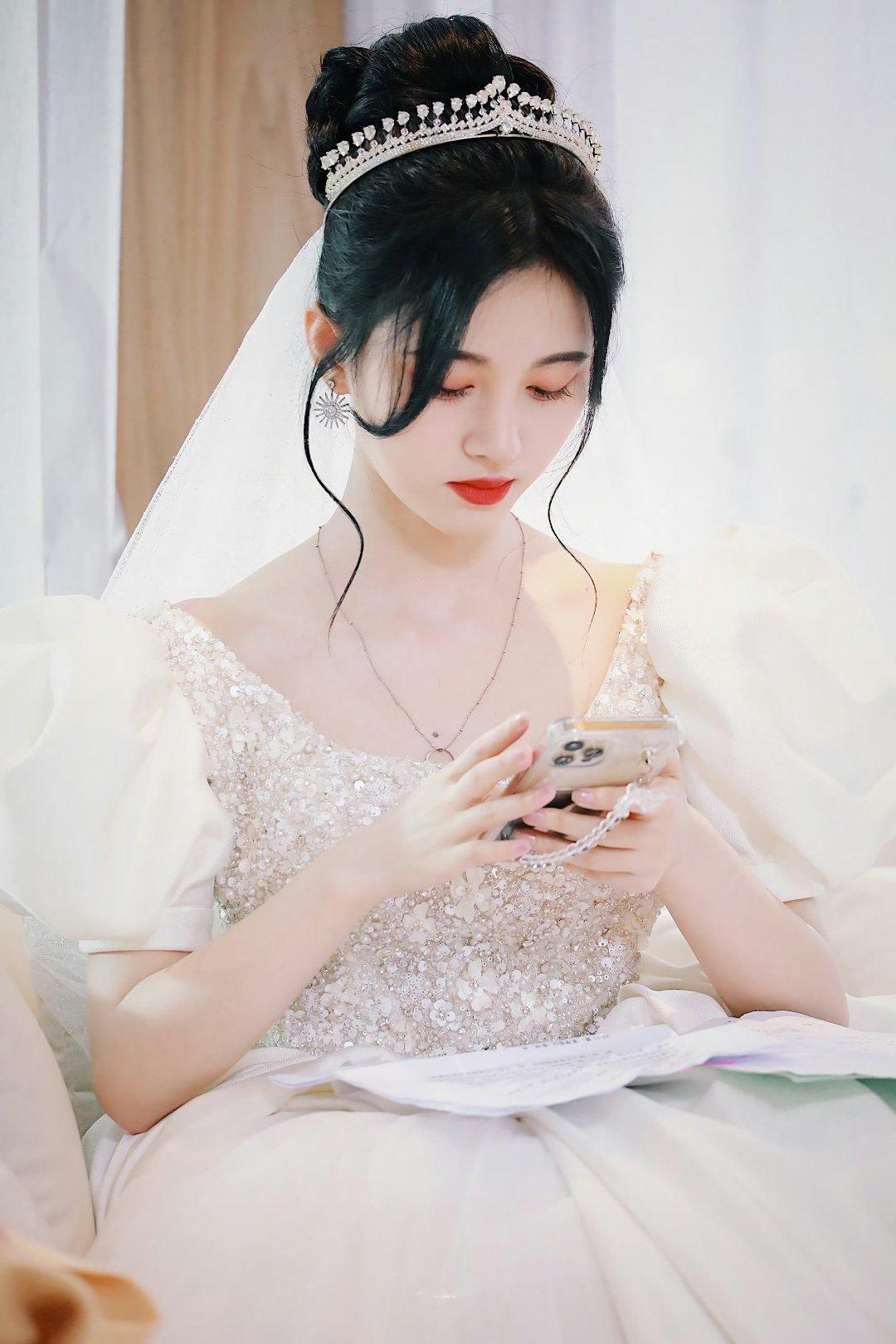 鞠婧祎 jjy鞠婧祎阿黛 jjy鞠婧祎苏绿夏 我帮人刷了二十年墙壁了，上次在帮一