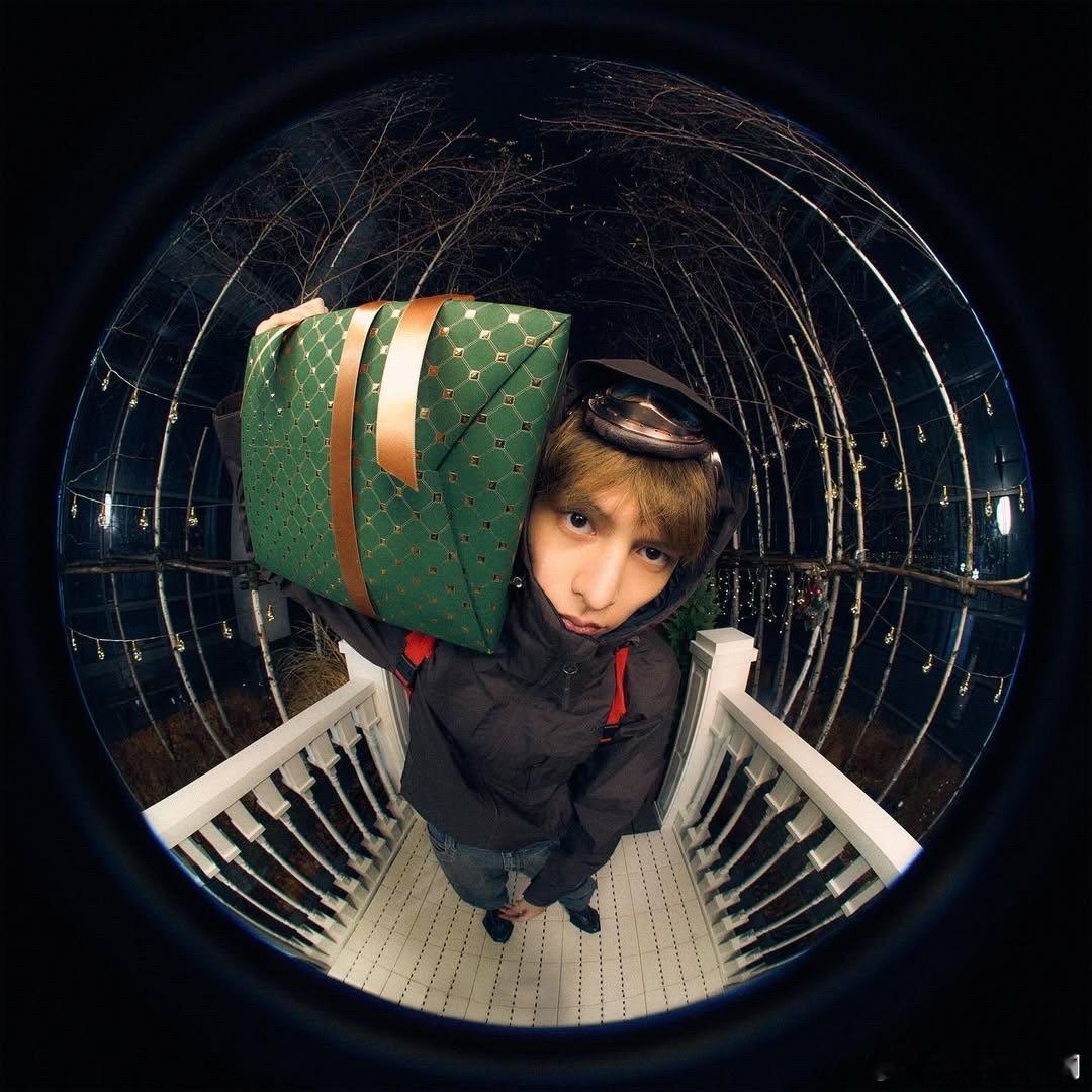 赵雨凡JAMES  🦅赵雨凡狙心舞担 真是萌晕我了😘😘🦅 