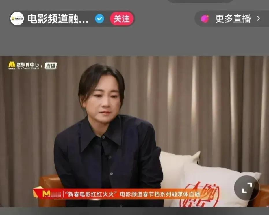 从女汉子直接变成了女神，就说贾玲厉害不厉害吧？减肥后的假玲，直接减走了半个贾玲，