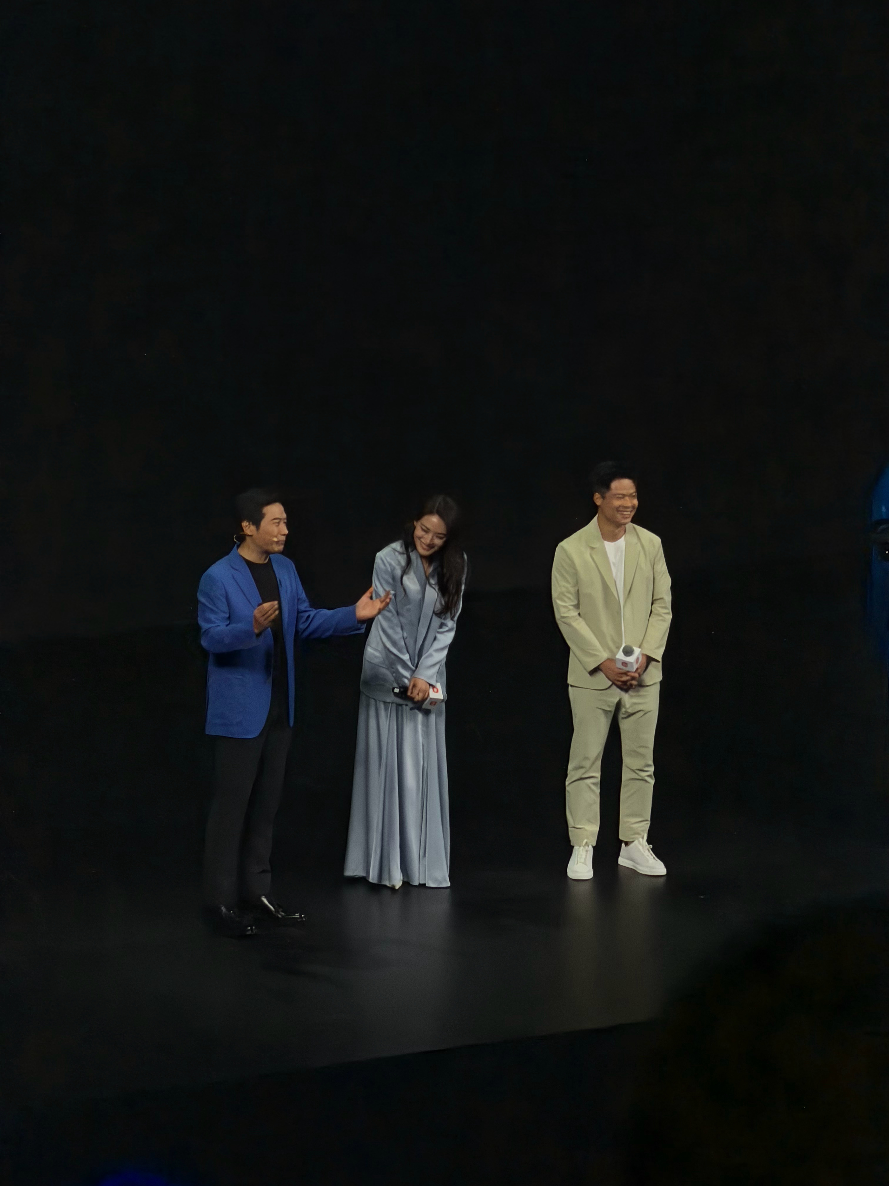 舒淇和苏神来了新一代SU7发布会现场