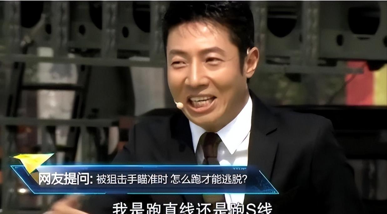 一次，撒贝宁‬问狙击手：“如果有‬狙击手要干‬掉我，那我是跑直线还是S线？”没想