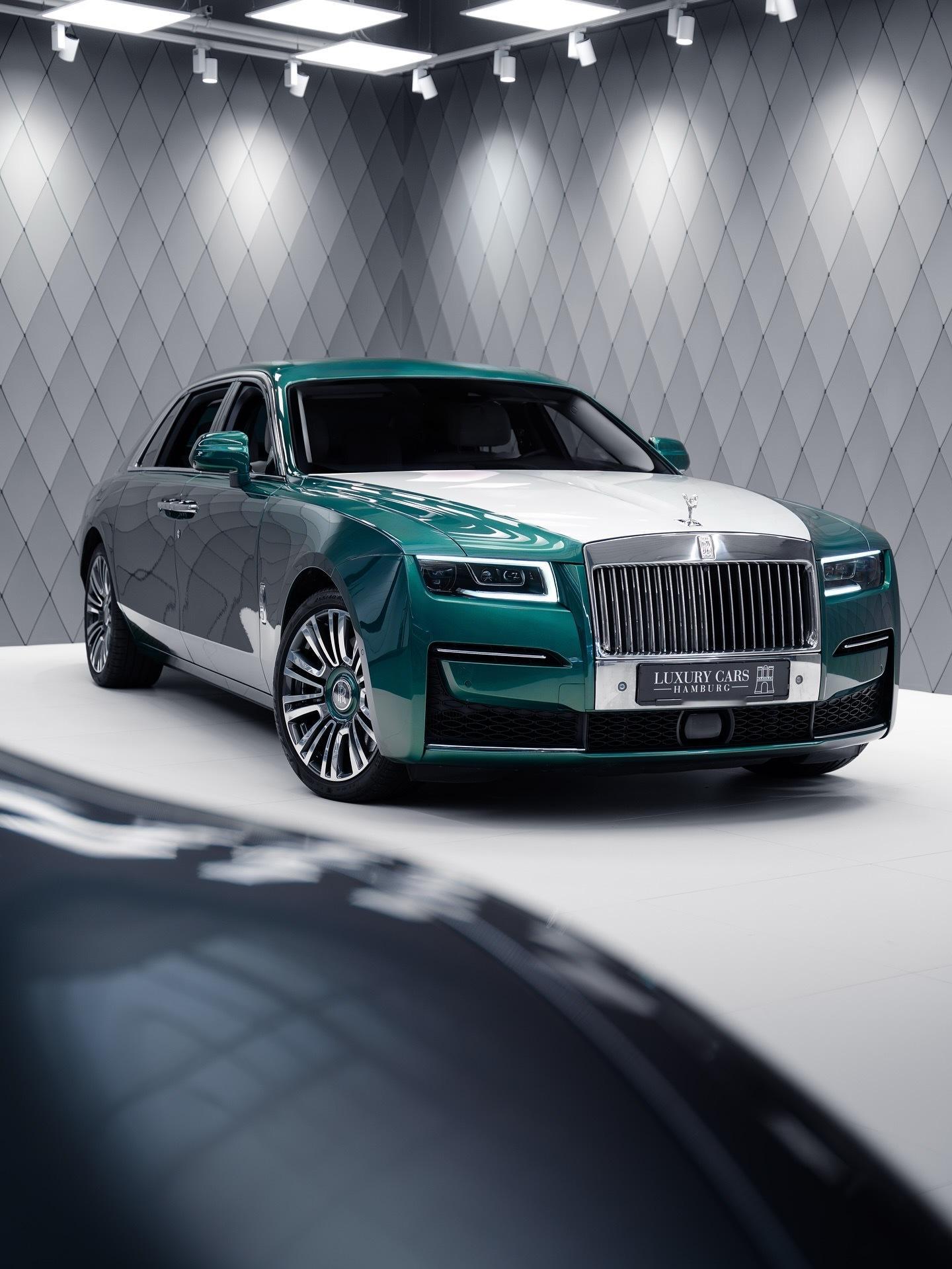 Car时尚[超话]  ROLLS ROYCE GHOST⭐️...劳斯莱斯古思特