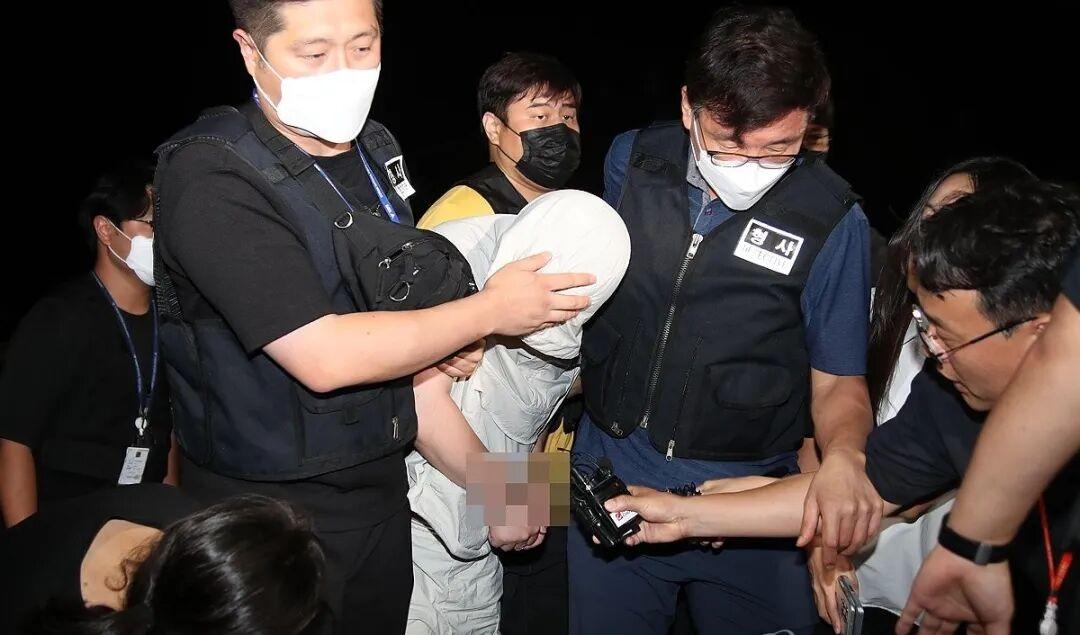 迫害中国女留学生的郑昌圣越查越不简单，到目前为止韩国警方发现了6个不同的证据。