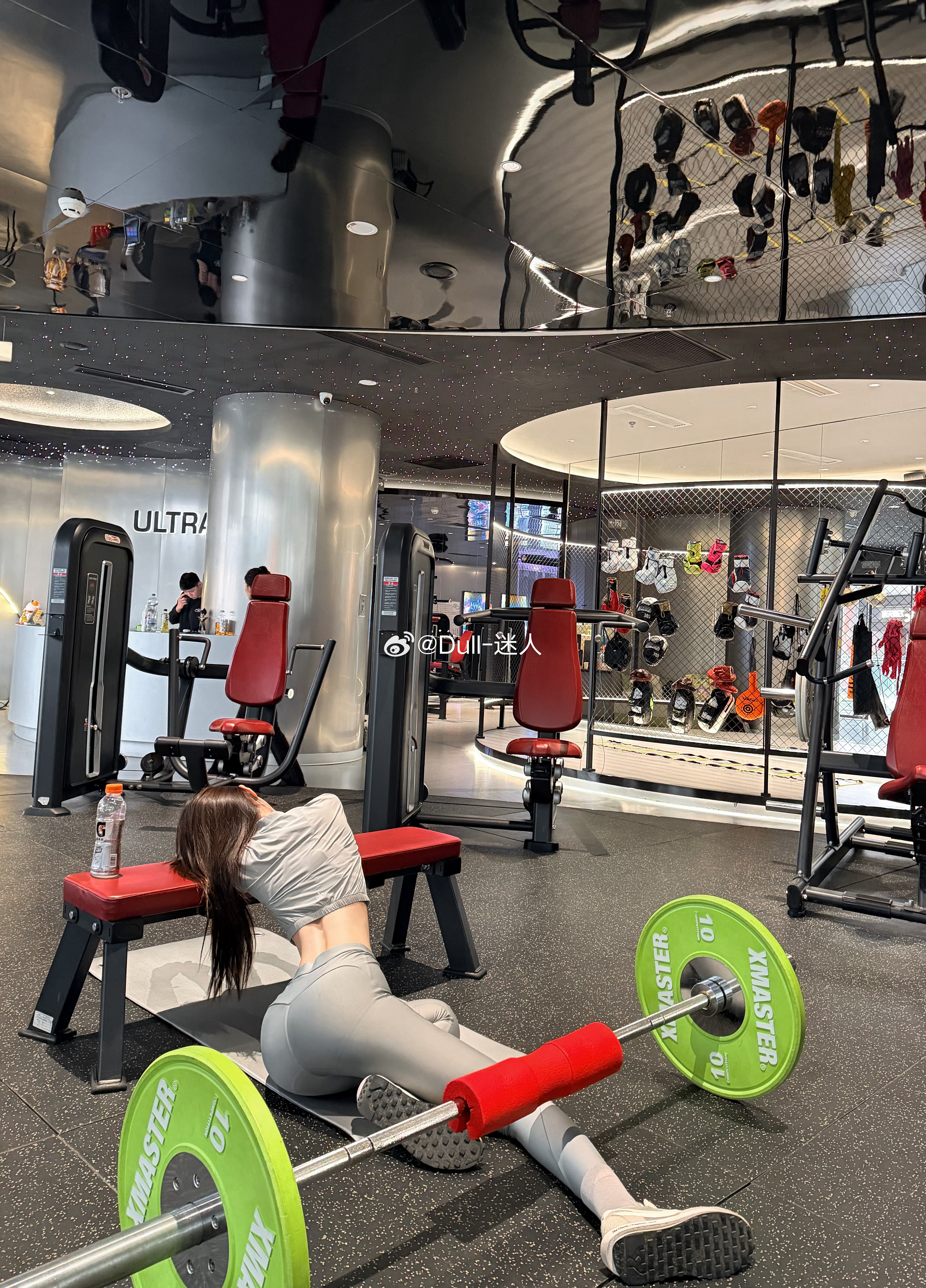 推不动的时候想想她是怎么推开你的 