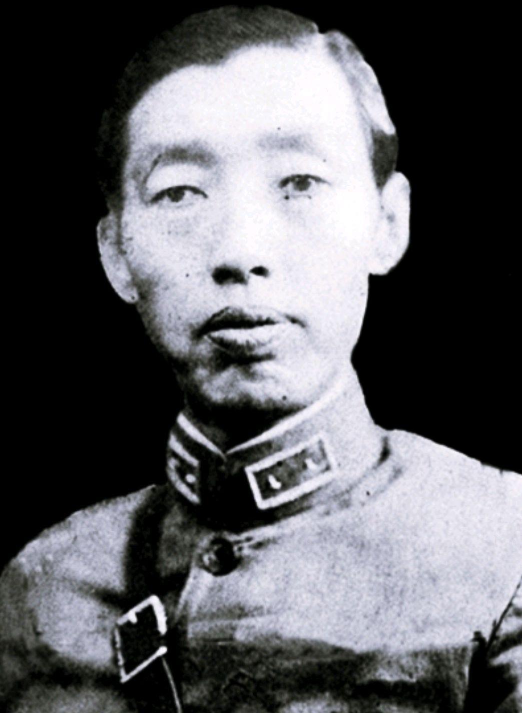 1940年12月，石友信召集部队开会，扬言消灭高树勋，替哥哥石友三报仇。当他气势