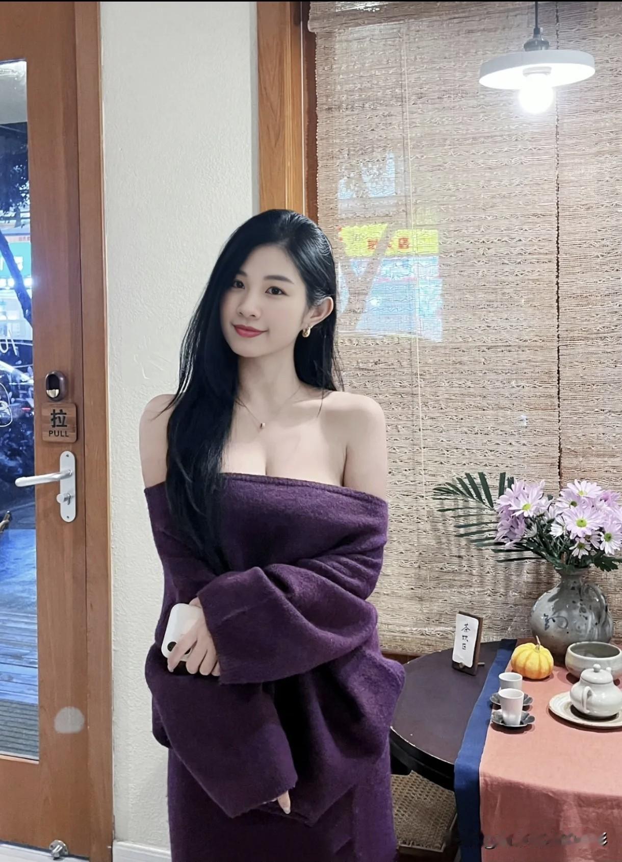 紫色确实有韵味[玫瑰]