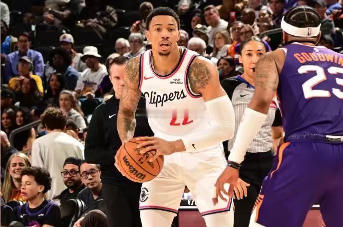 感觉乔丹-米勒现在还是有一点像锦上添花型球员。米勒确实是在这段时间多次打出了不错