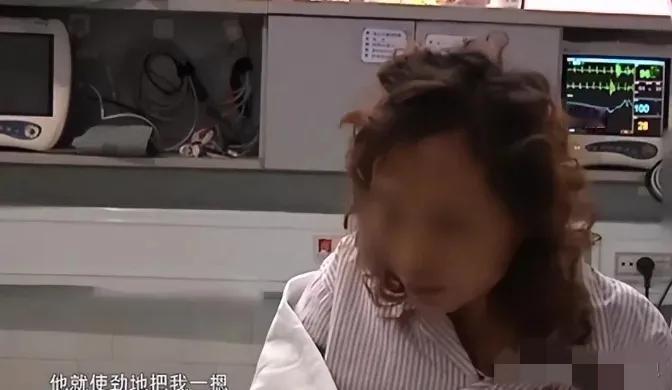 2015年冬天，1米5高的湖南富婆，被朋友硬生生塞入3米高的下水道。她把衣服逐一