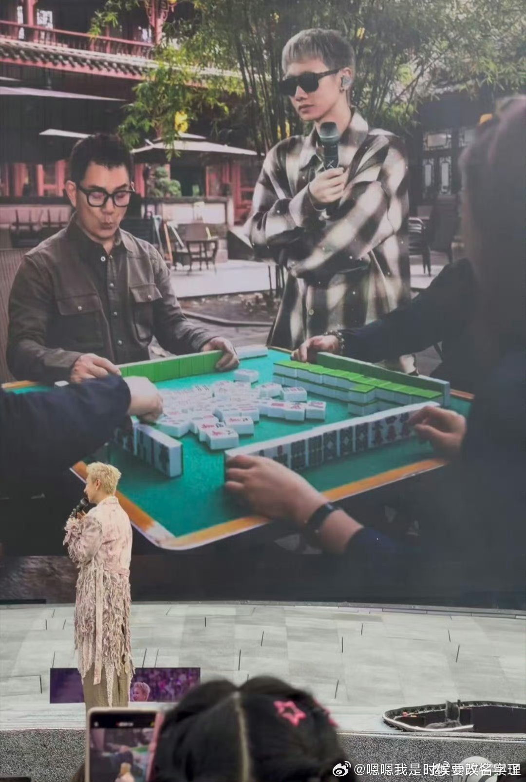 汪苏泷祝任贤齐生日快乐汪苏泷发任贤齐合照 被泷哥暖到！演唱会上特意提任贤齐也在成
