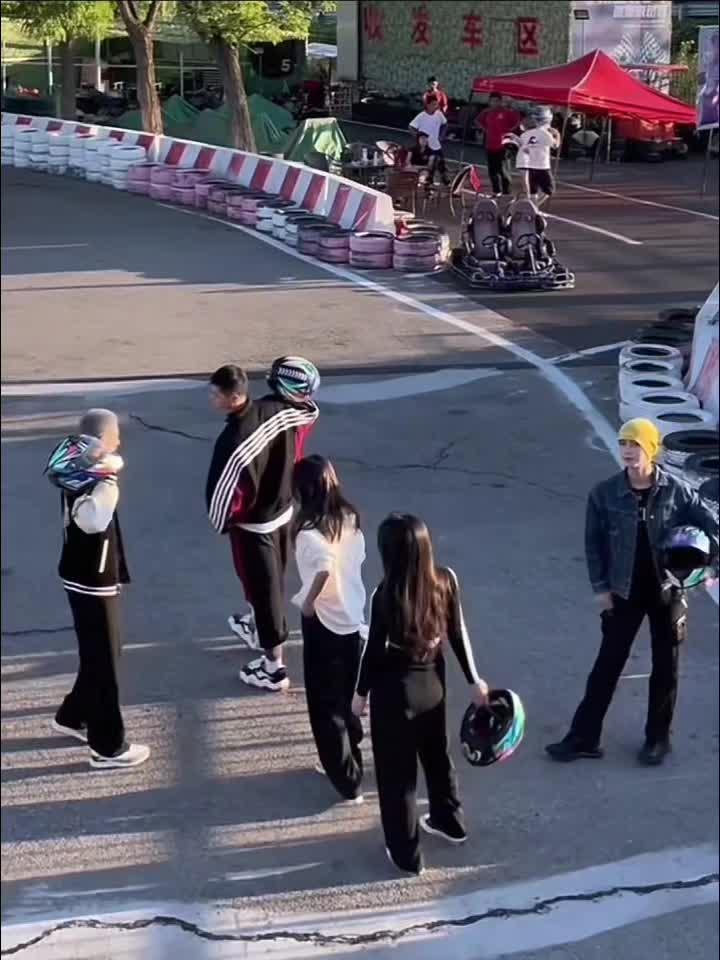 超绝站位😎😎