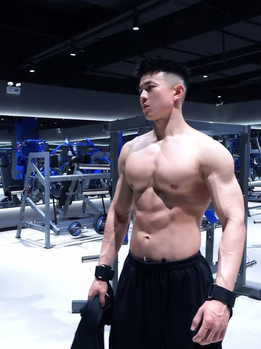 两眼一睁 就是练