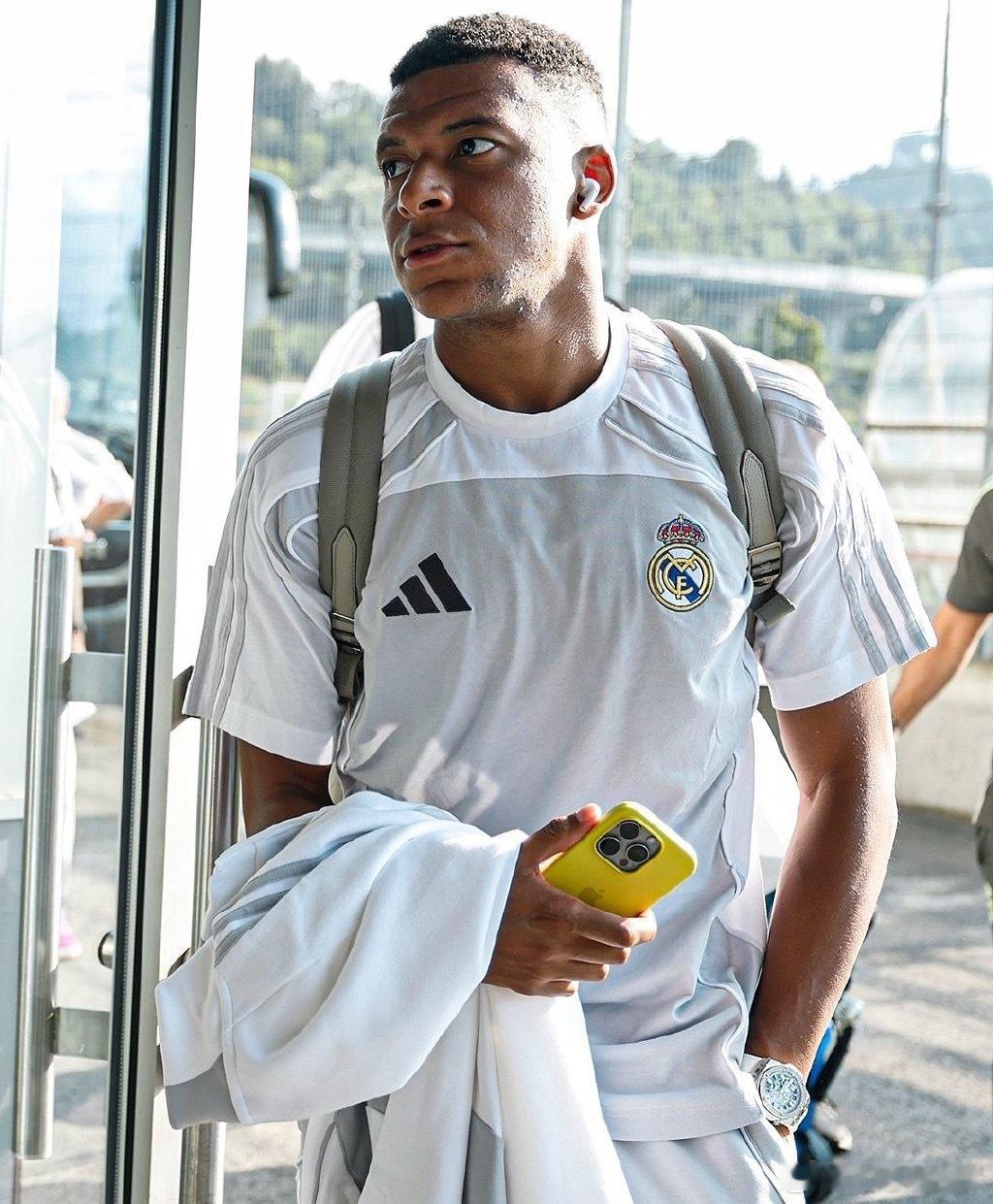 今日足球赛前分析：周五 014 西甲皇家贝蒂斯vs皇家马德里 皇家贝蒂斯处于西甲