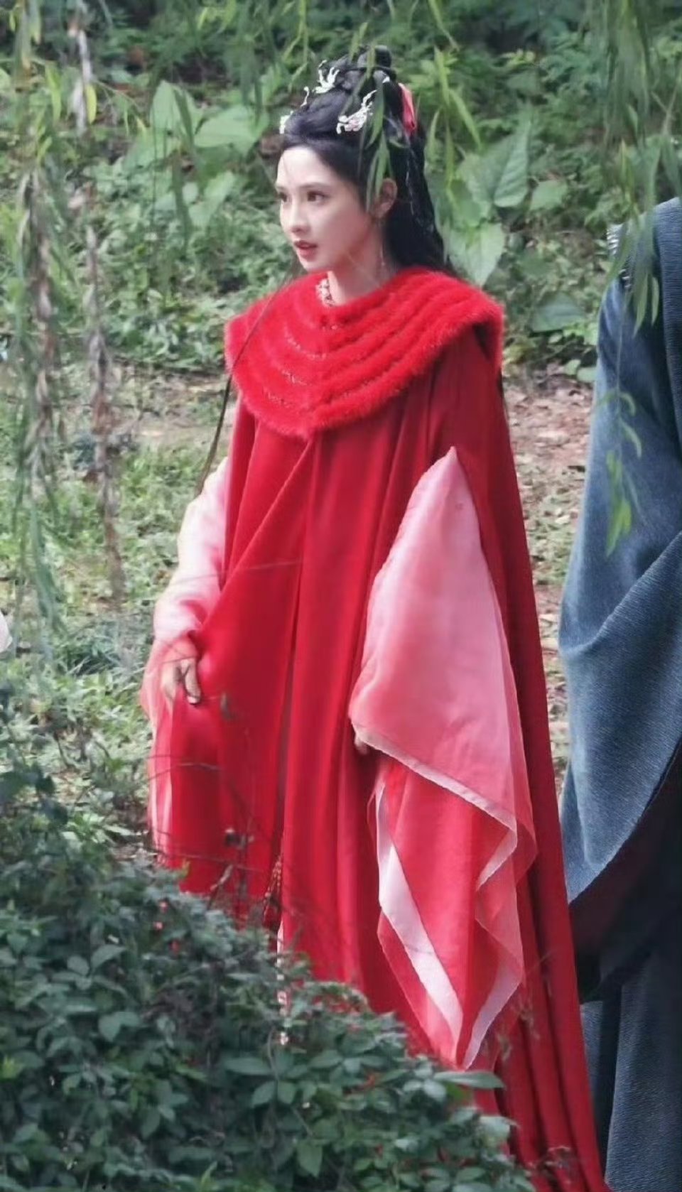 演员可以享有拒绝奇葩服化的权利吗？ ​​​