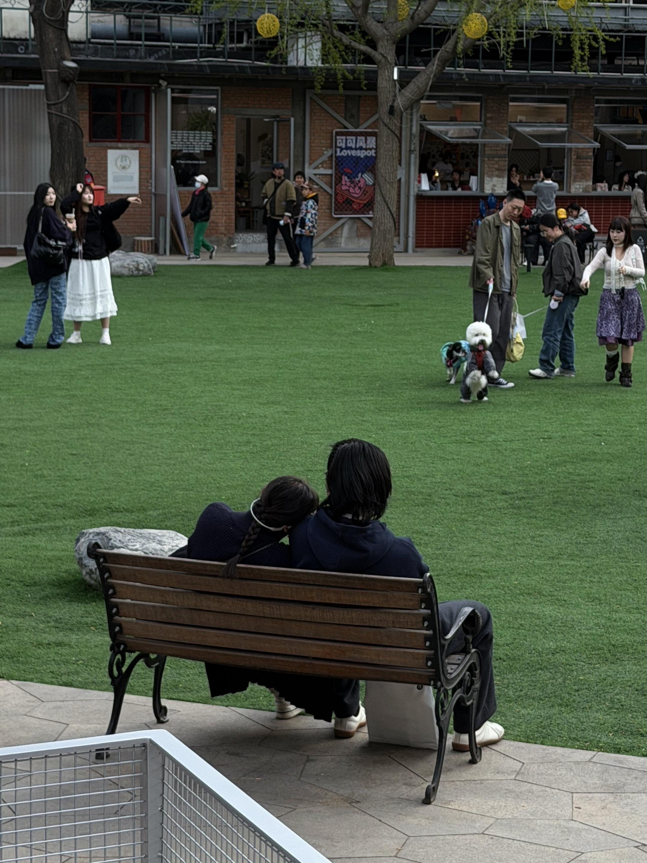 人的缘分真的太浅了 所以我选择只记得你最好的一面