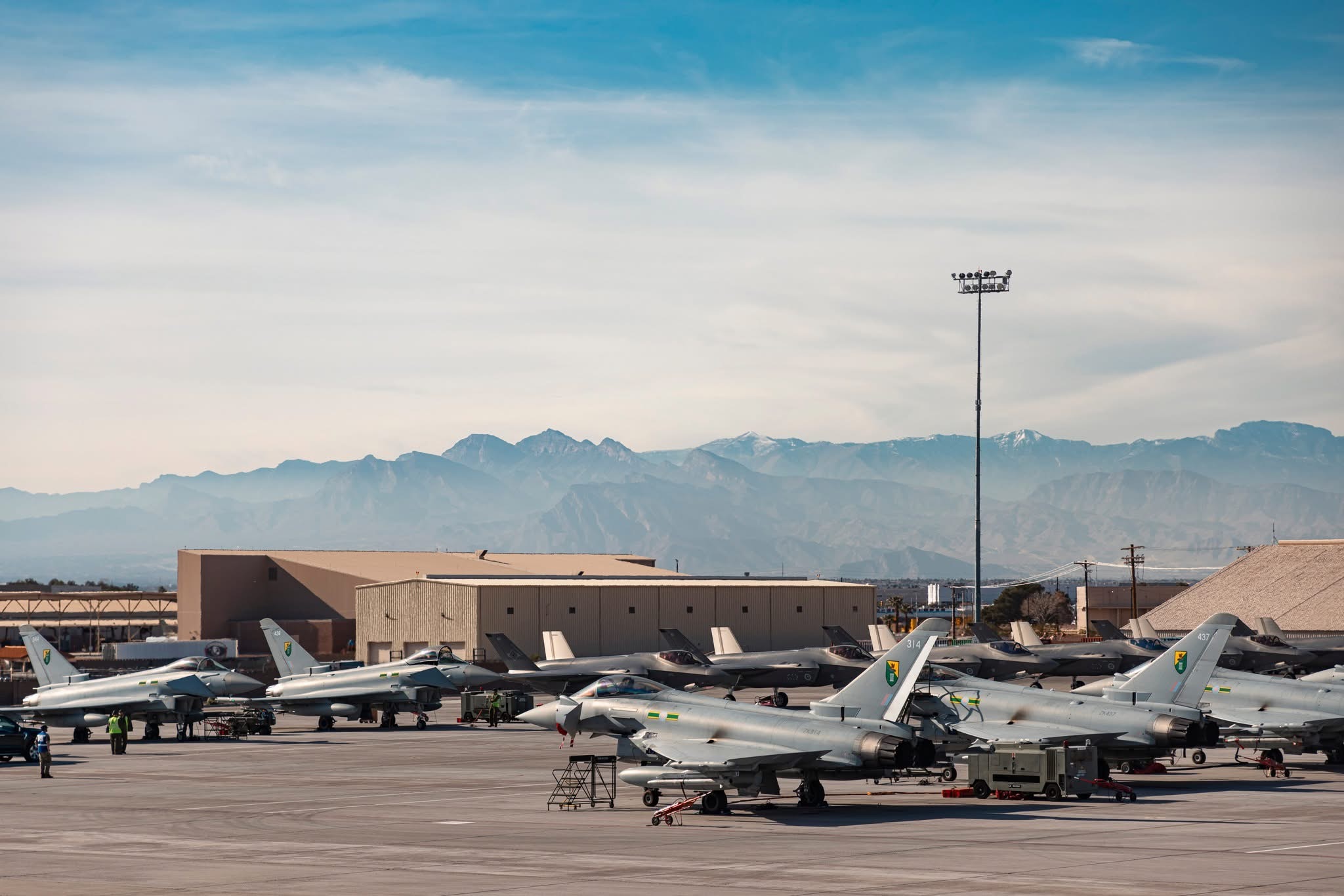 今日台风 英国皇家空军（RAF）第3中队台风今日肥电 澳大利亚空军（RAAF）第