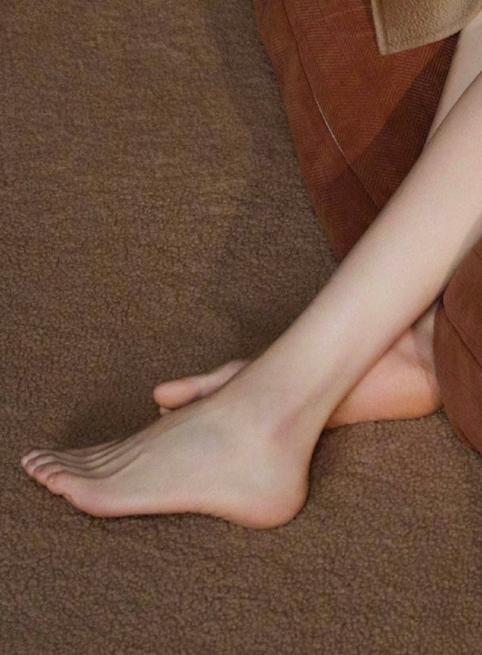 杨幂玉足 大幂幂的脚好嫩 