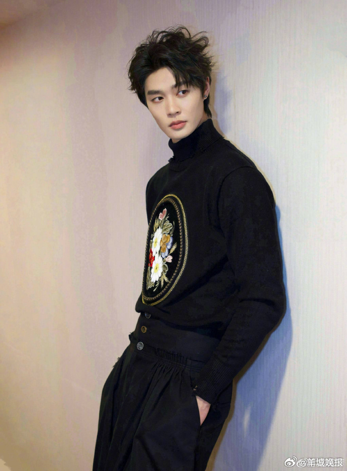 【你最爱的短剧男演员是谁？】在短剧赛道持续井喷的2025年，热播榜总榜TOP10